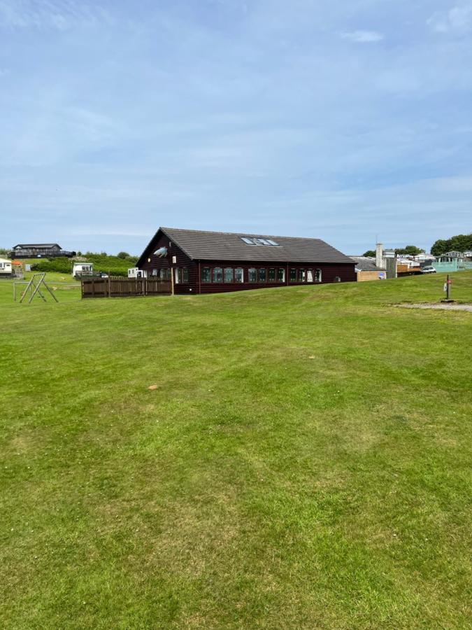 Jungle House No.26 At Three Lochs Holiday Park Newton Stewart Bagian luar foto