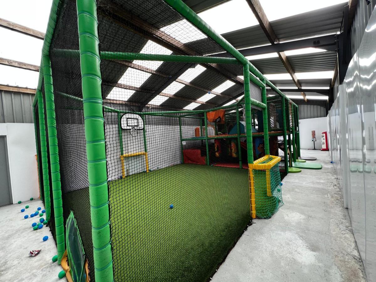 Jungle House No.26 At Three Lochs Holiday Park Newton Stewart Bagian luar foto