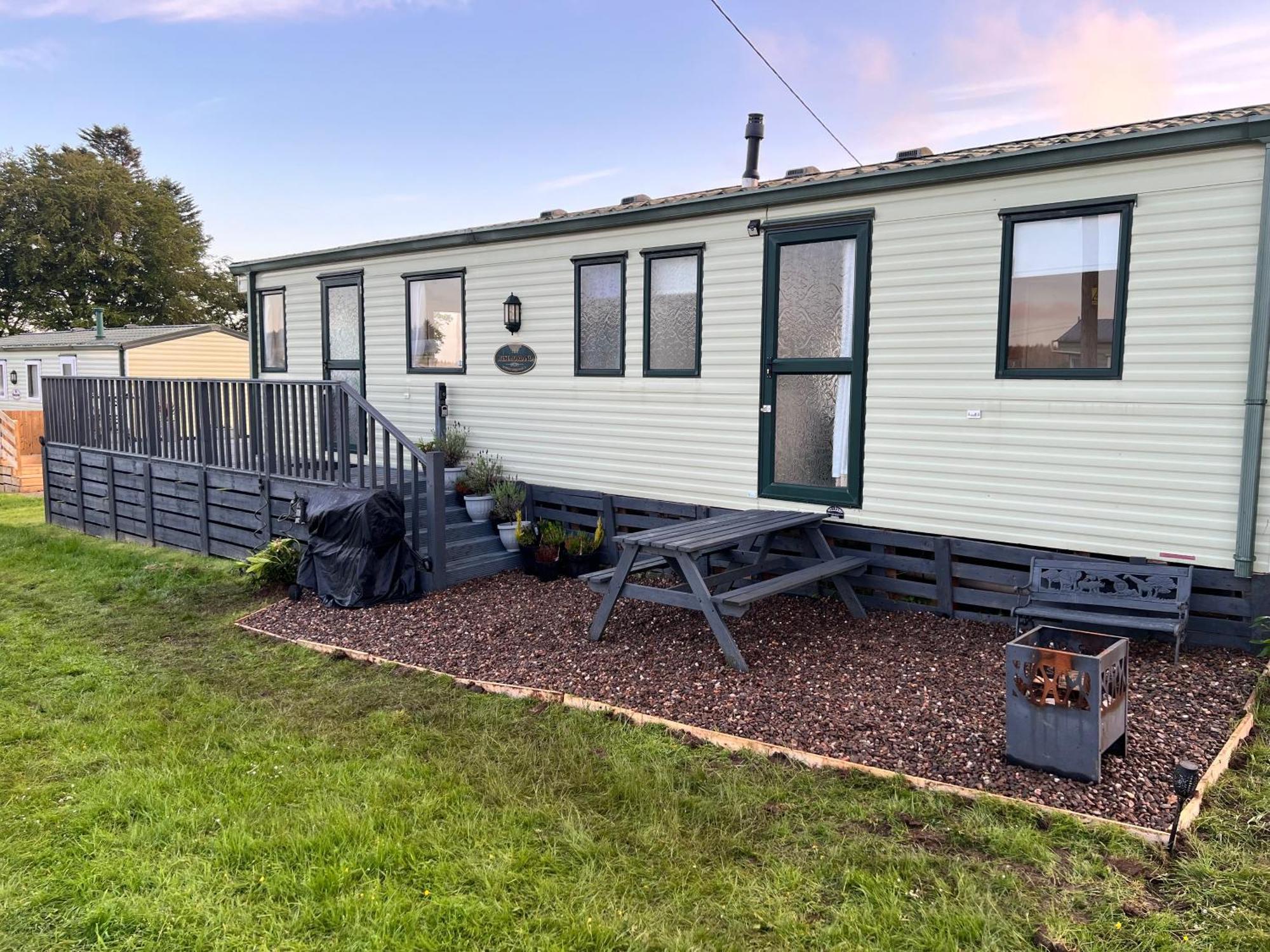 Jungle House No.26 At Three Lochs Holiday Park Newton Stewart Bagian luar foto
